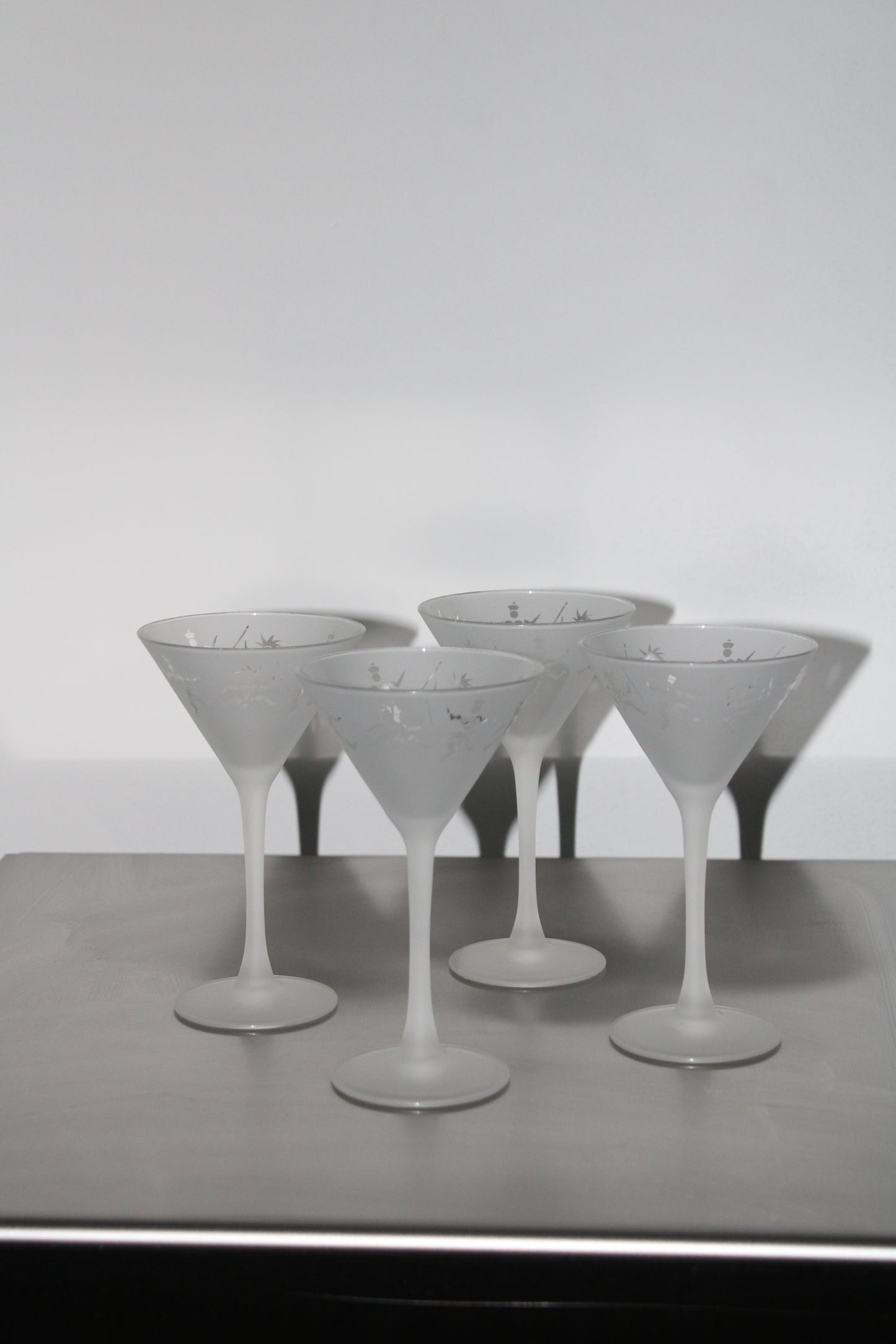 ARC France frosted & etched martini glasses, 1980