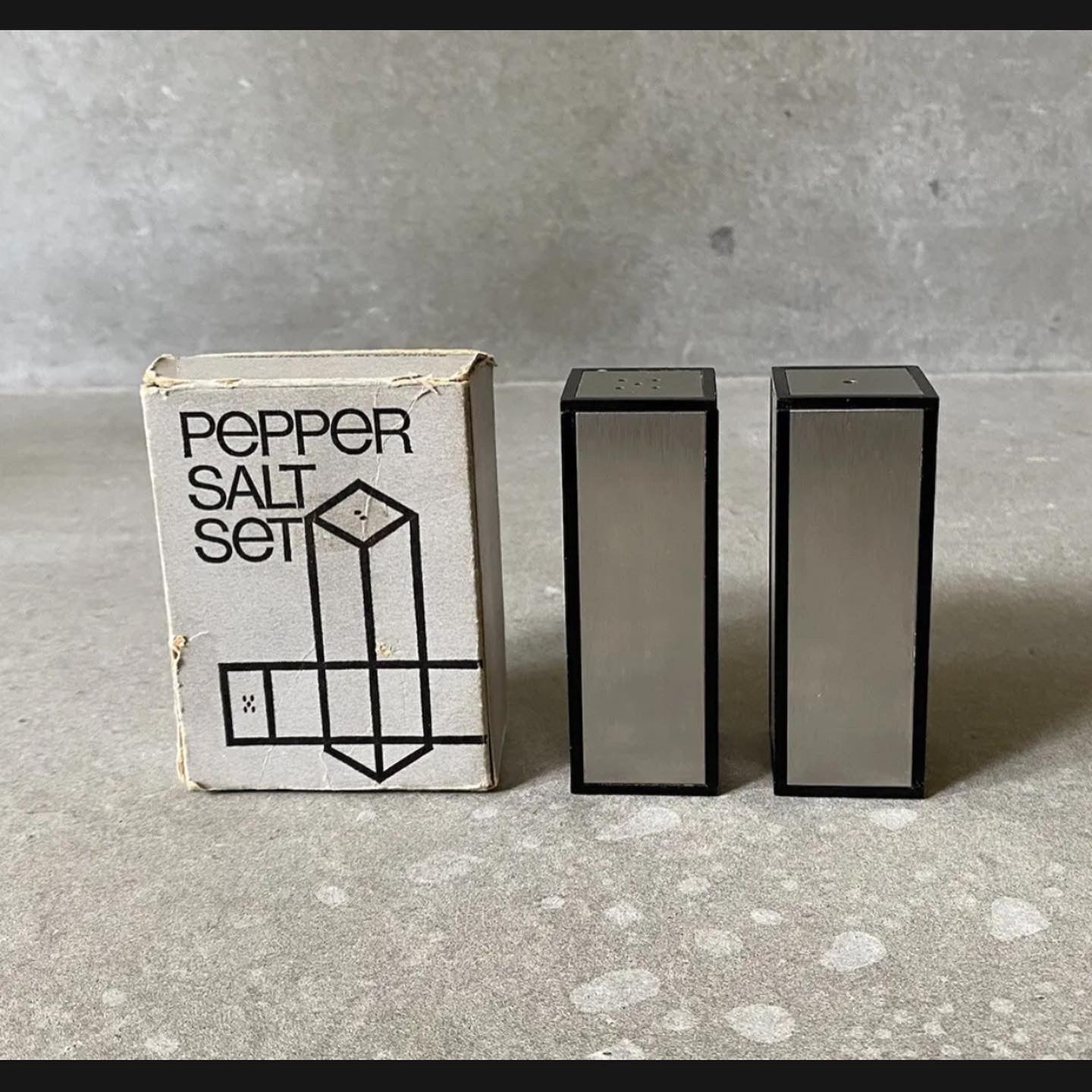 DANISH Stainless Steel Vintage Salt & Pepper Mill