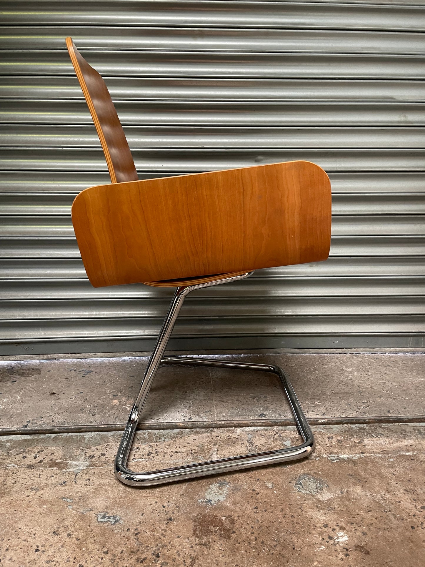 Ferrious Bentwood & chrome cantilever chairs, 1980’s