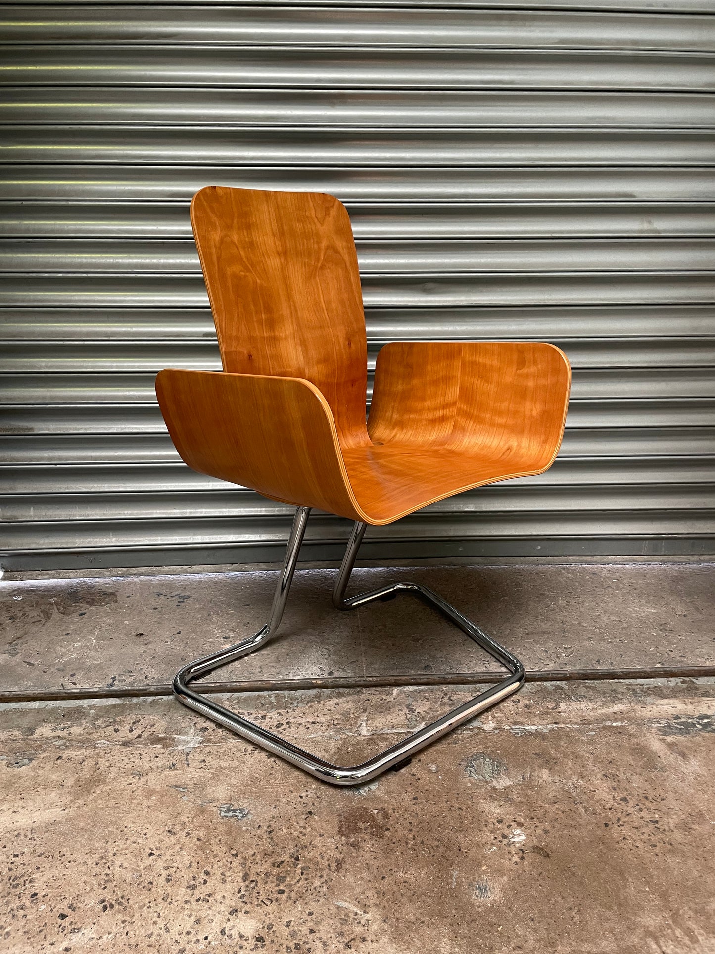 Ferrious Bentwood & chrome cantilever chairs, 1980’s