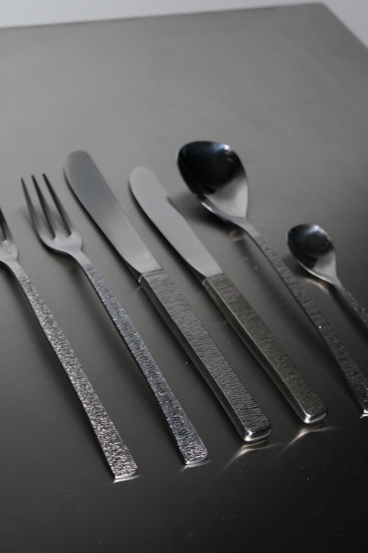 Brutalist style 6 piece cutlery set by Gerald Benney for Viners of Sheffield 1970’s (10 available)