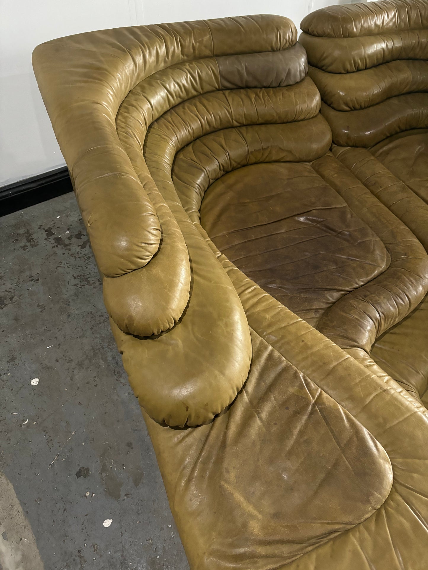 Terraza DS-1025 Sofa by Ubald Klug for De Sede in Olive Green